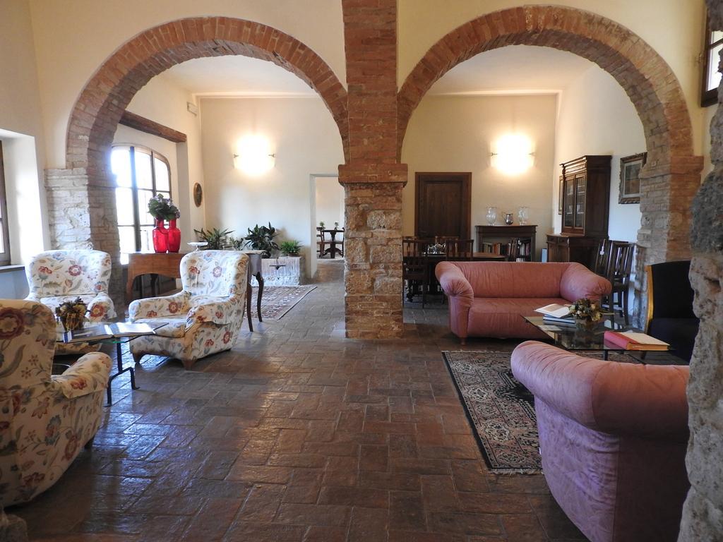 منزل الضيف سوفيتشيلي  في Relais Borgo Di Toiano المظهر الخارجي الصورة